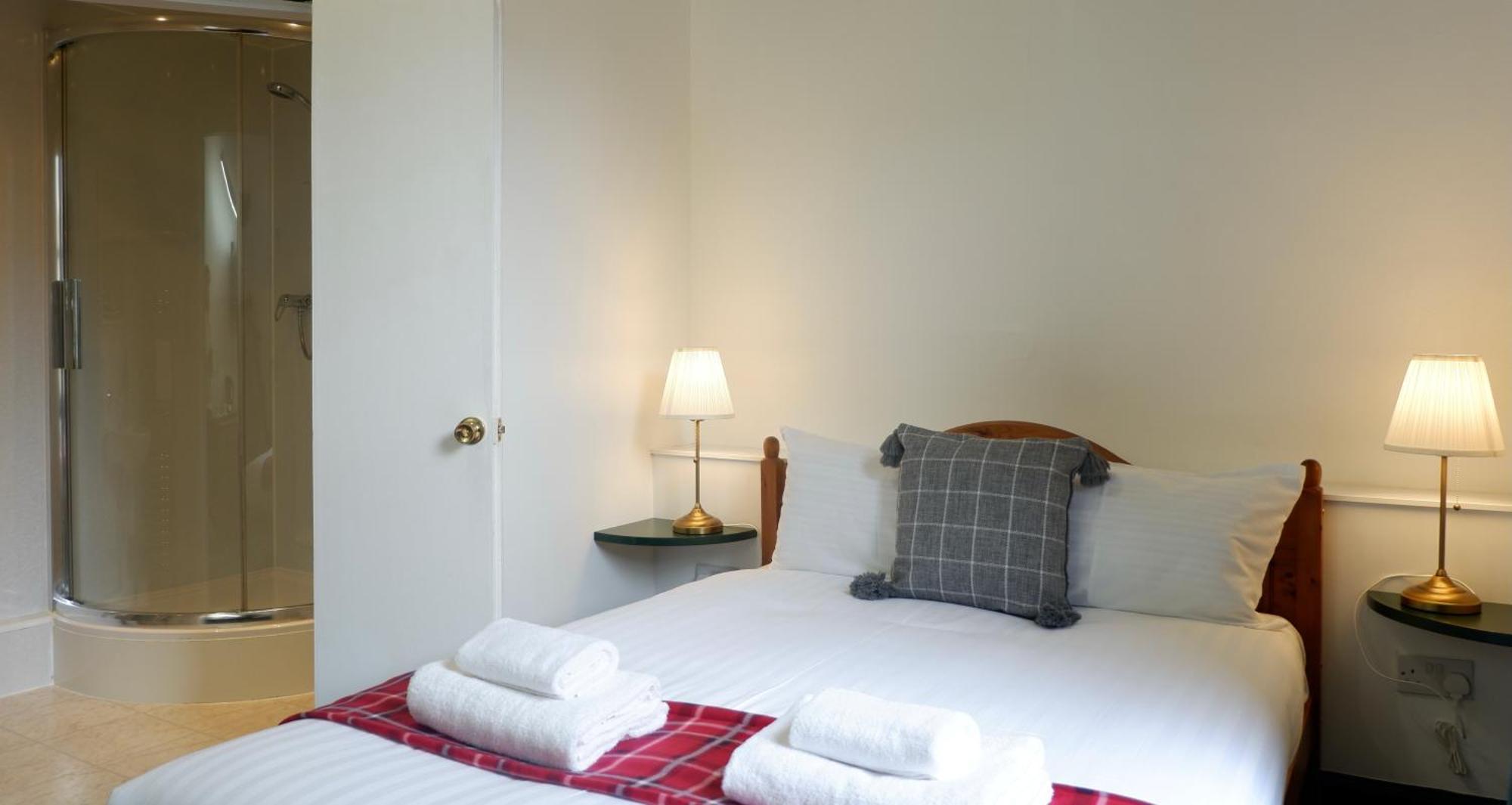 4 Friends House Hotel Edinburgh Bagian luar foto