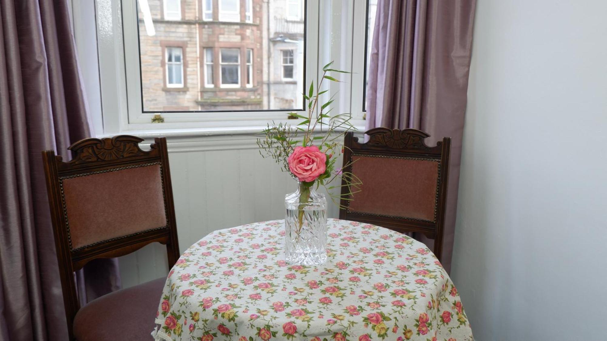 4 Friends House Hotel Edinburgh Bagian luar foto