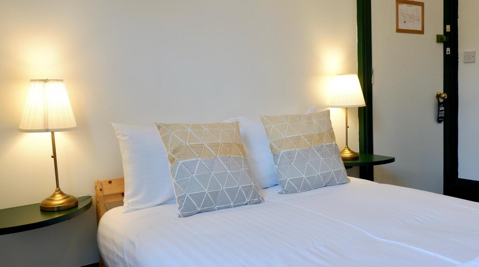 4 Friends House Hotel Edinburgh Bagian luar foto