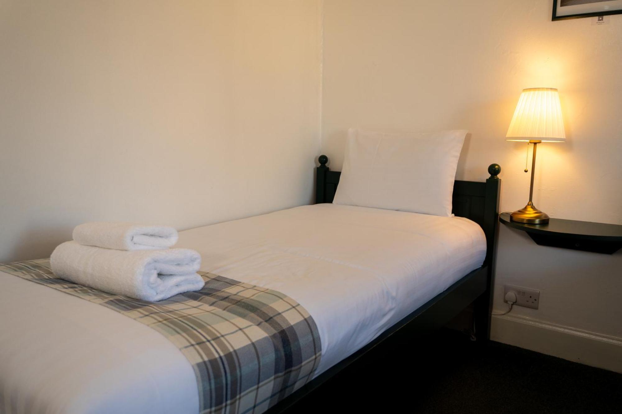 4 Friends House Hotel Edinburgh Ruang foto