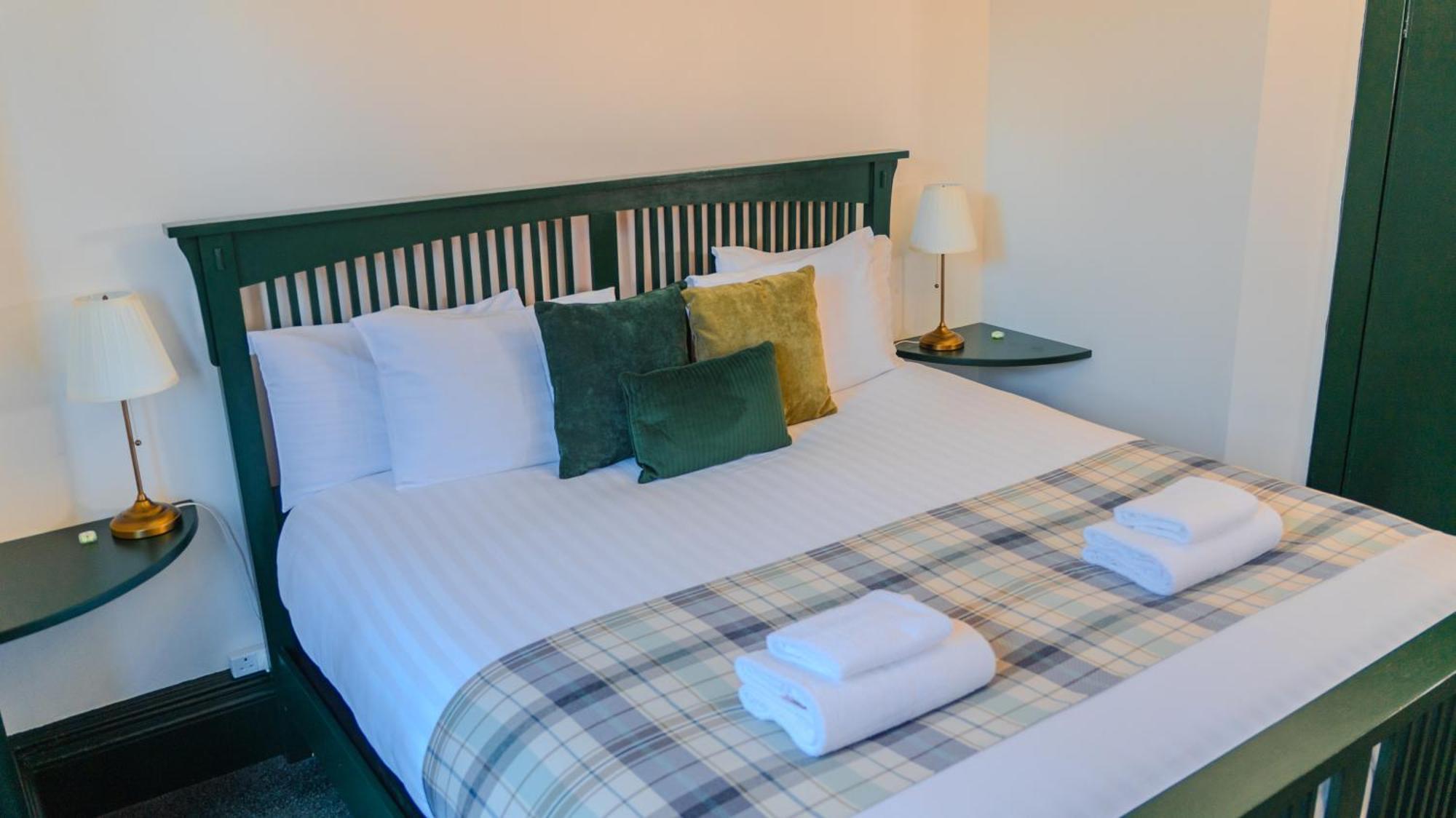 4 Friends House Hotel Edinburgh Ruang foto