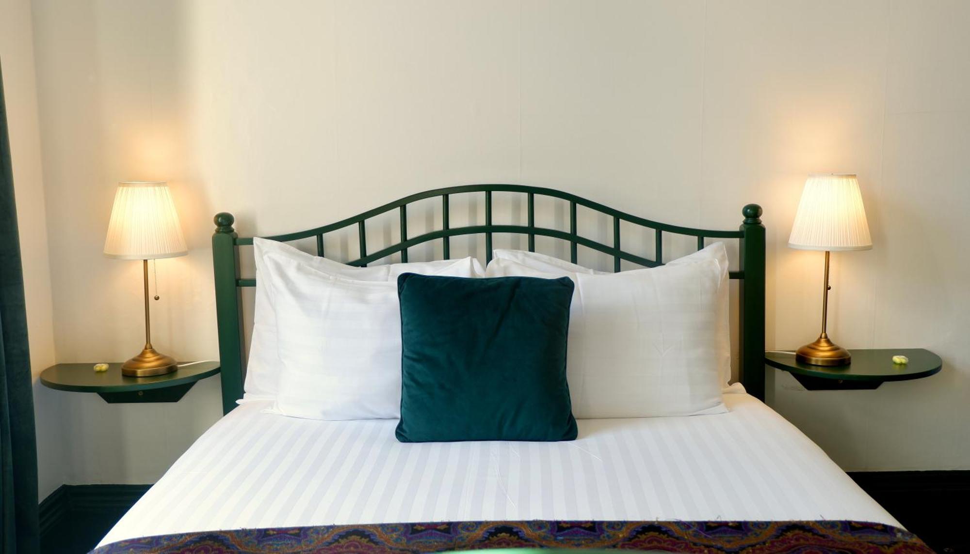 4 Friends House Hotel Edinburgh Ruang foto